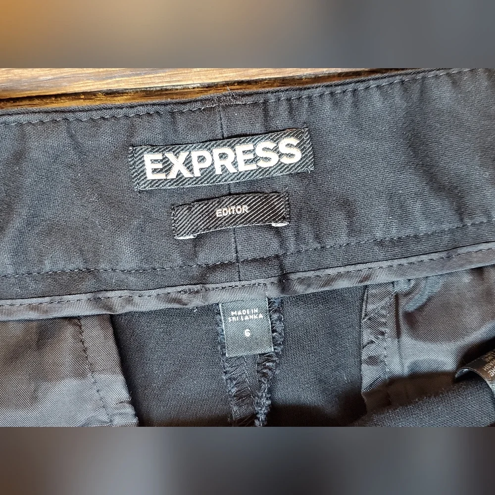 Express Womens Nice Black Shorts Size 6 - Picture 3 of 3